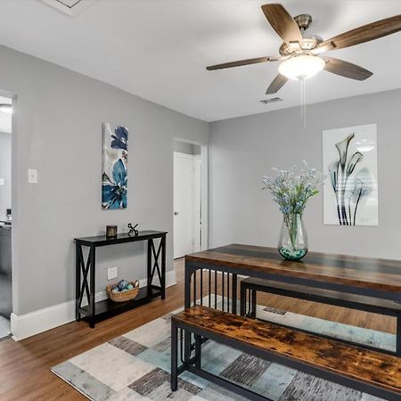 Modern & Cozy East Side Gem ~ Queen Beds ~ Parking Detroit Ngoại thất bức ảnh
