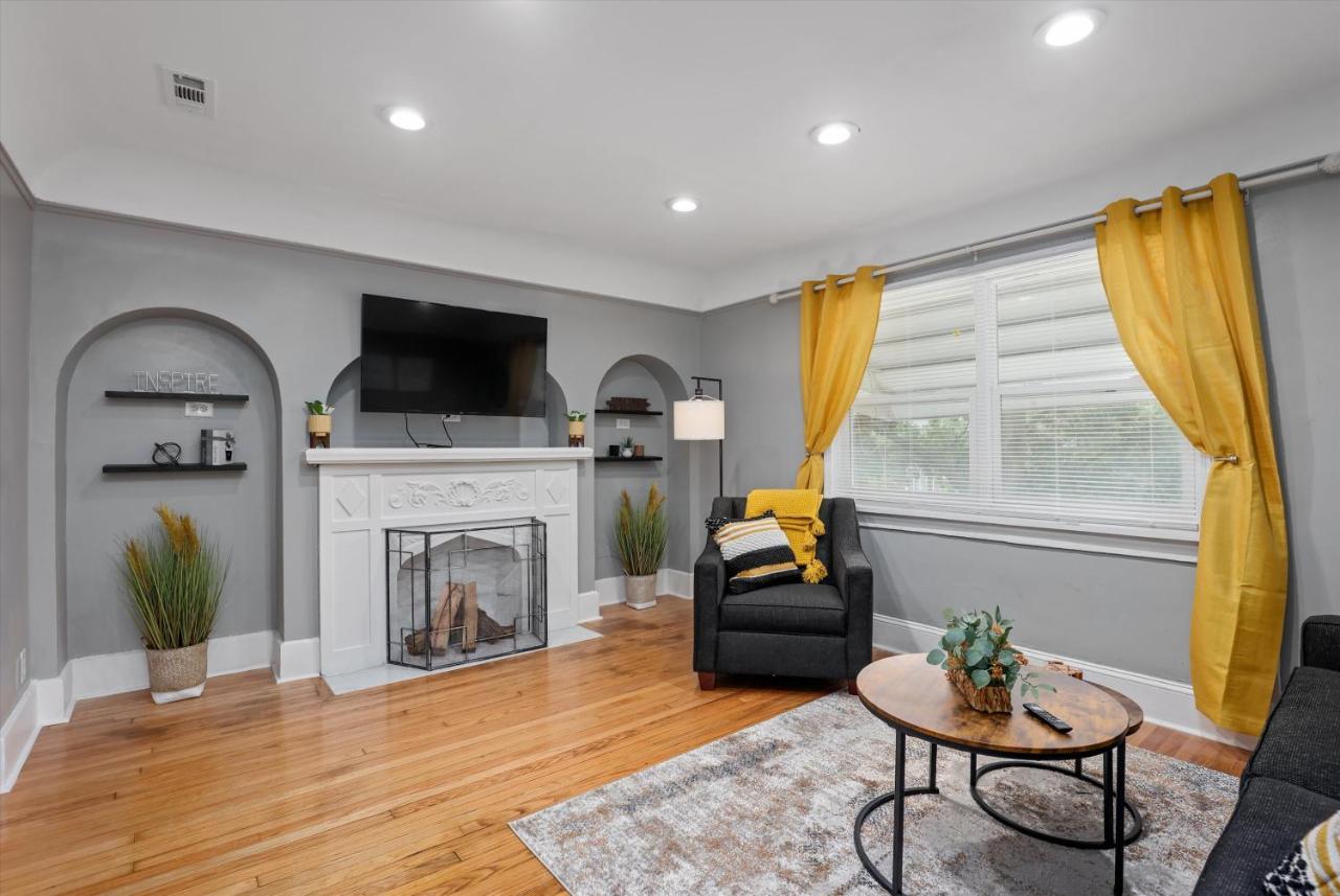 Modern & Cozy East Side Gem ~ Queen Beds ~ Parking Detroit Ngoại thất bức ảnh