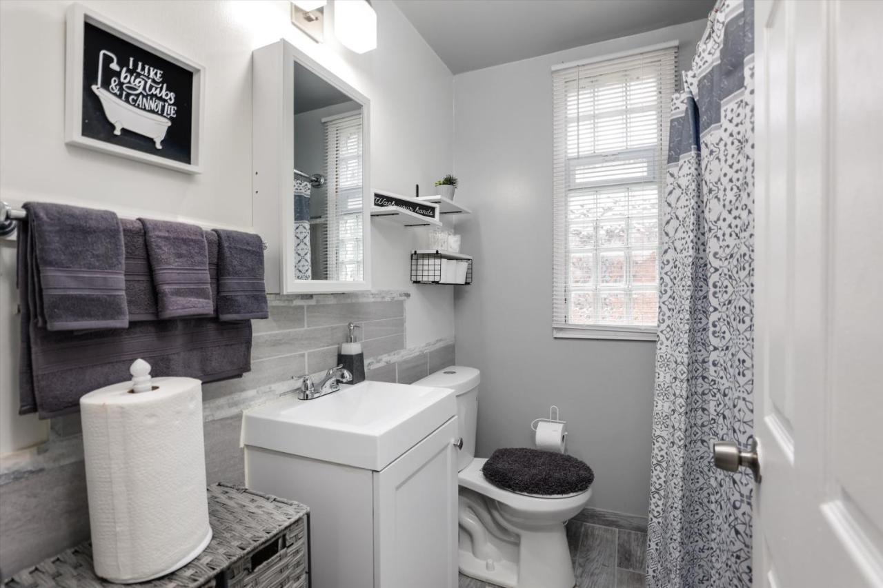 Modern & Cozy East Side Gem ~ Queen Beds ~ Parking Detroit Ngoại thất bức ảnh