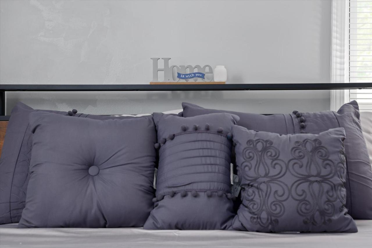 Modern & Cozy East Side Gem ~ Queen Beds ~ Parking Detroit Ngoại thất bức ảnh